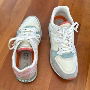 Women's Multicolor Sneakers